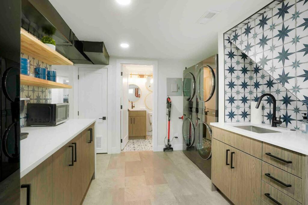 Sleeps 16 - 15 Min/Downtown, 10 Min/Medical Center Villa Aurora Exterior photo