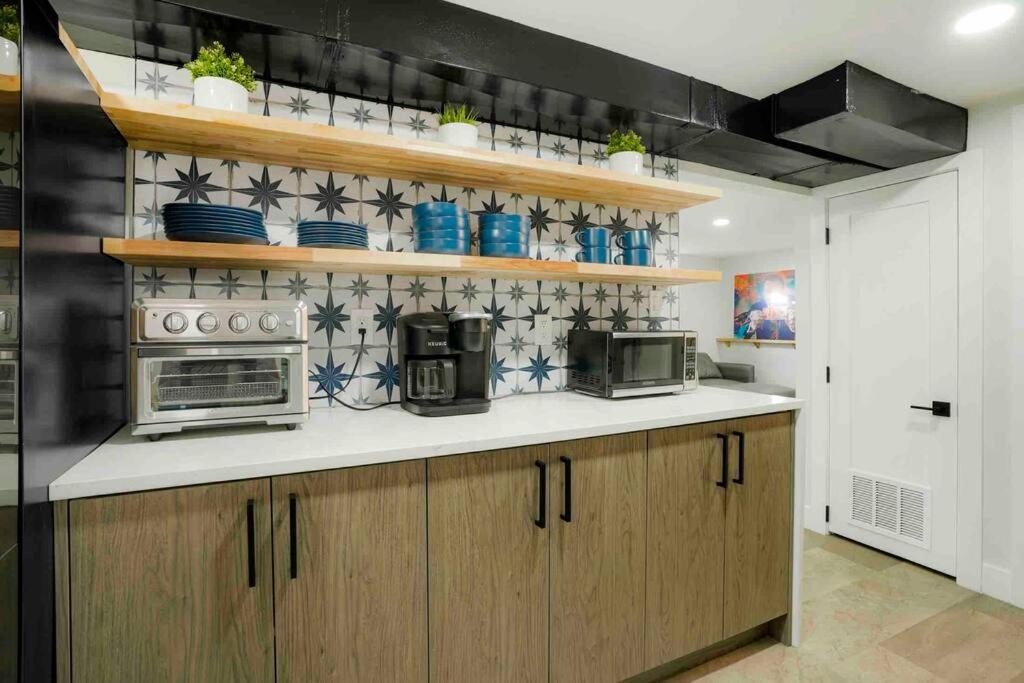 Sleeps 16 - 15 Min/Downtown, 10 Min/Medical Center Villa Aurora Exterior photo
