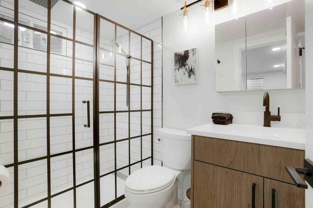 Sleeps 16 - 15 Min/Downtown, 10 Min/Medical Center Villa Aurora Exterior photo